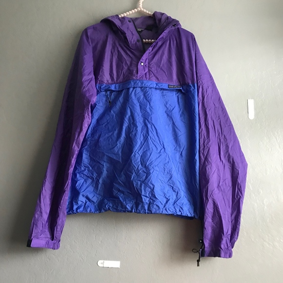 kangaroo pouch rain jacket
